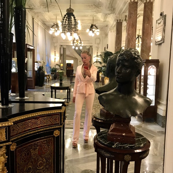 Das Foto wurde bei Hôtel du Palais von 💎Vera💎 S. am 9/24/2017 aufgenommen