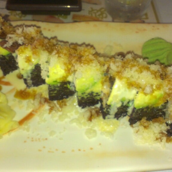 2/22/2013 tarihinde Amanda S.ziyaretçi tarafından Fuji Sushi'de çekilen fotoğraf