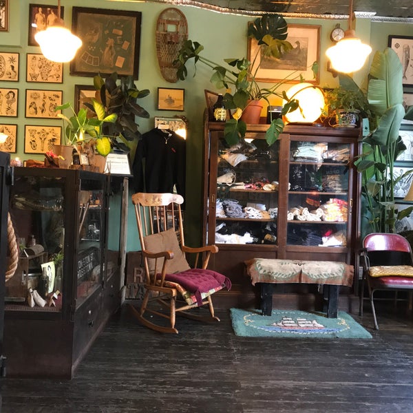 East River Tattoo Greenpoint 1047 Manhattan Ave