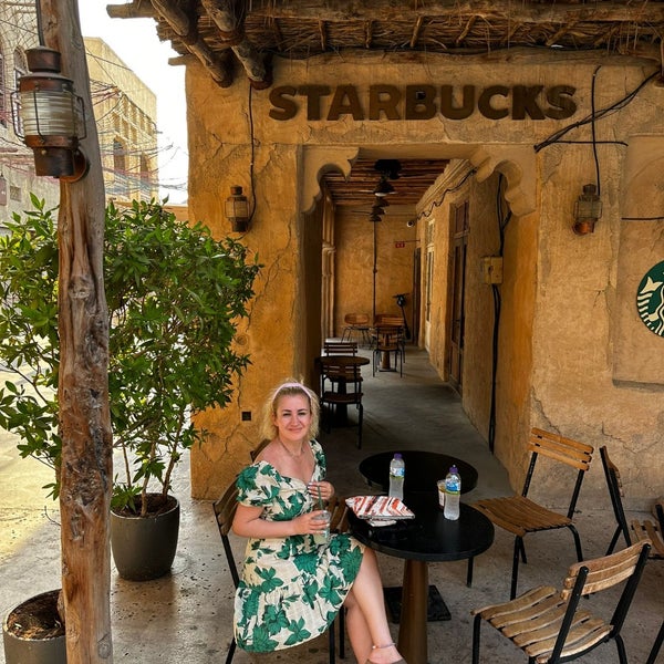 Foto tomada en Starbucks  por Didomido el 6/10/2023