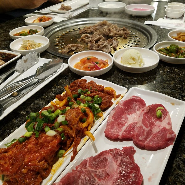 รูปภาพถ่ายที่ I Can Barbeque Korean Grill โดย Alice E. K. เมื่อ 11/27/2017