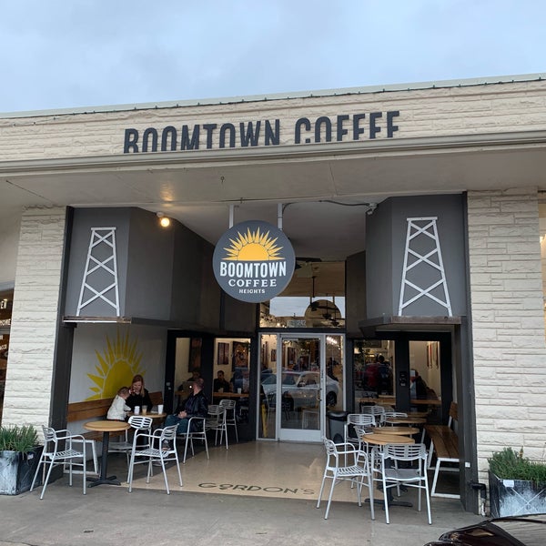 Photo taken at Boomtown Coffee by Alice E. K. on 12/8/2018