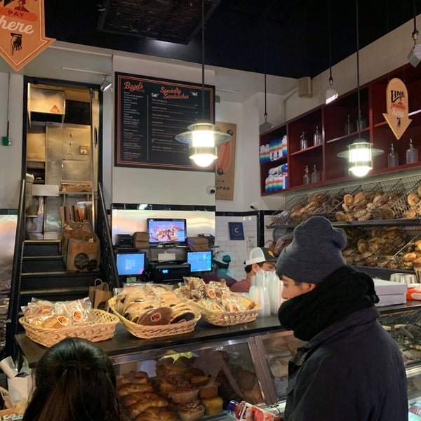 Photo taken at Leo&#39;s Bagels by Alice E. K. on 11/29/2019