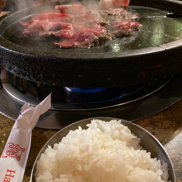 Das Foto wurde bei Hae Jang Chon Korean BBQ Restaurant von Mesfer A. am 3/15/2020 aufgenommen