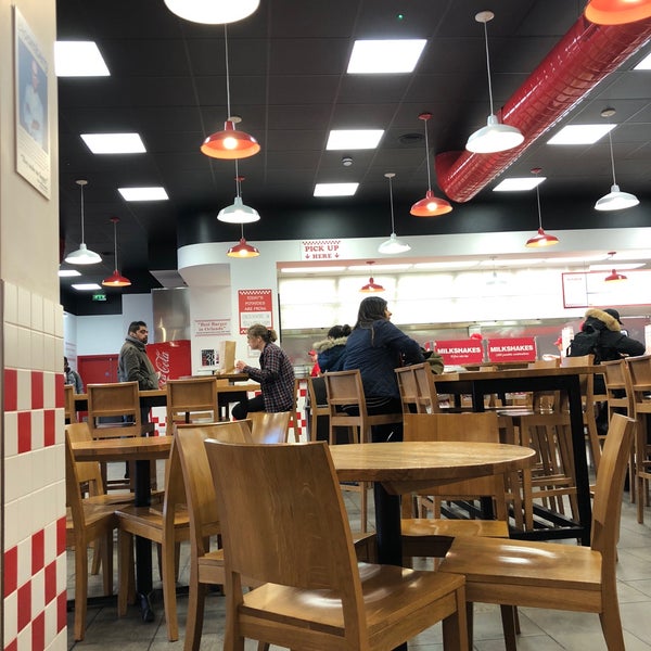 Photo taken at Five Guys by Michael Gino S. on 4/3/2018