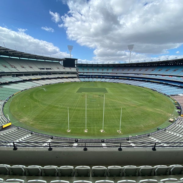รูปภาพถ่ายที่ Melbourne Cricket Ground (MCG) โดย Ben G. เมื่อ 3/14/2020