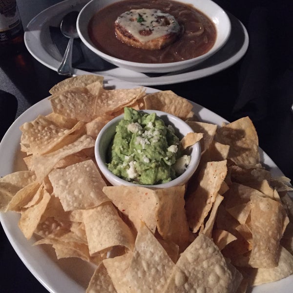 Foto tomada en Saguaro Corners Restaurant &amp; Bar  por Denise &amp; Michael el 1/3/2017