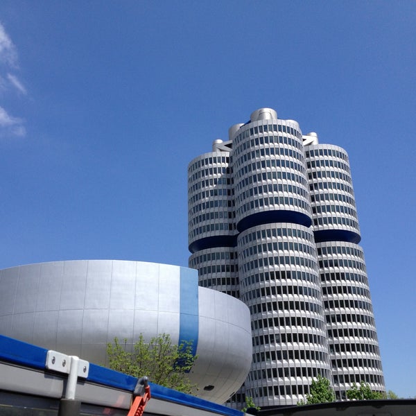 5/8/2013 tarihinde Jerry W.ziyaretçi tarafından BMW Museum'de çekilen fotoğraf