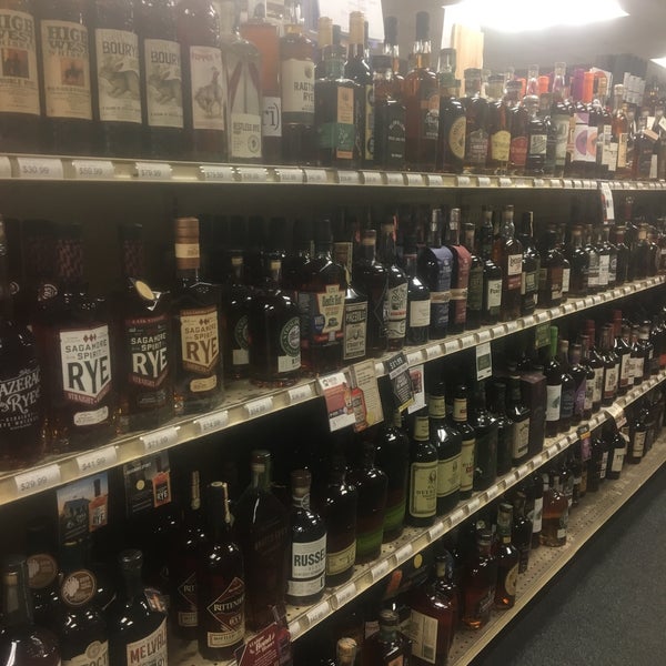 Photo taken at State Line Liquors by Alan B. on 6/30/2019