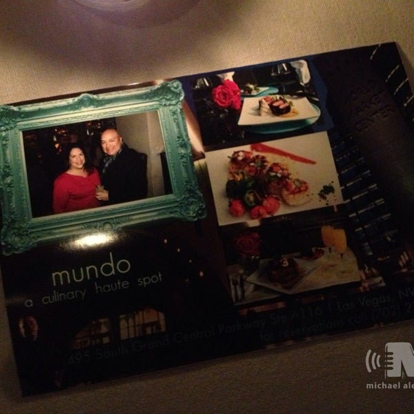 รูปภาพถ่ายที่ Mundo โดย Michael A. เมื่อ 1/15/2013