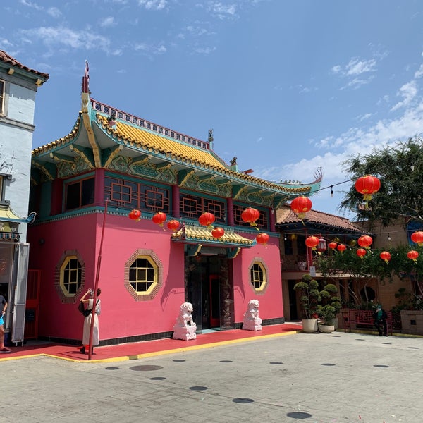 Foto tomada en Chinatown  por Gretchen N. el 8/15/2021
