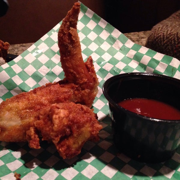 Chicken wings are huge. And pizza crust is thin and also very delicious.