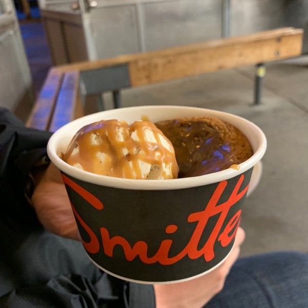 2/9/2019 tarihinde Stephanie G.ziyaretçi tarafından Smitten Ice Cream'de çekilen fotoğraf