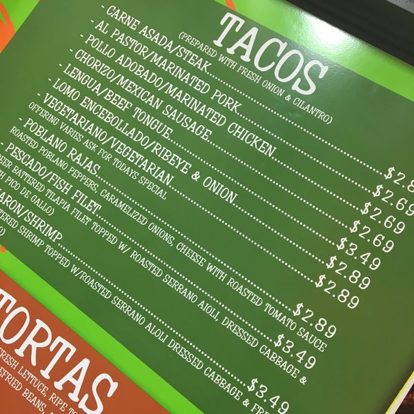 Foto tirada no(a) L&#39;Patron Tacos por Alex C. em 12/16/2017