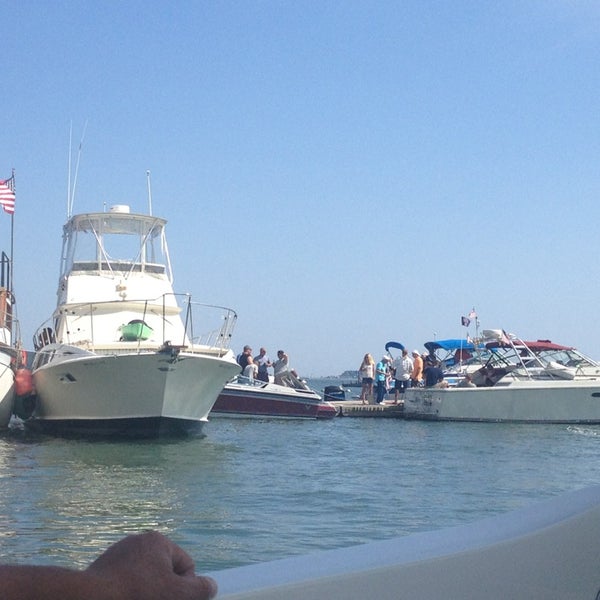 Photos at Savin Hill Yacht Club 2 tips from 116 visitors