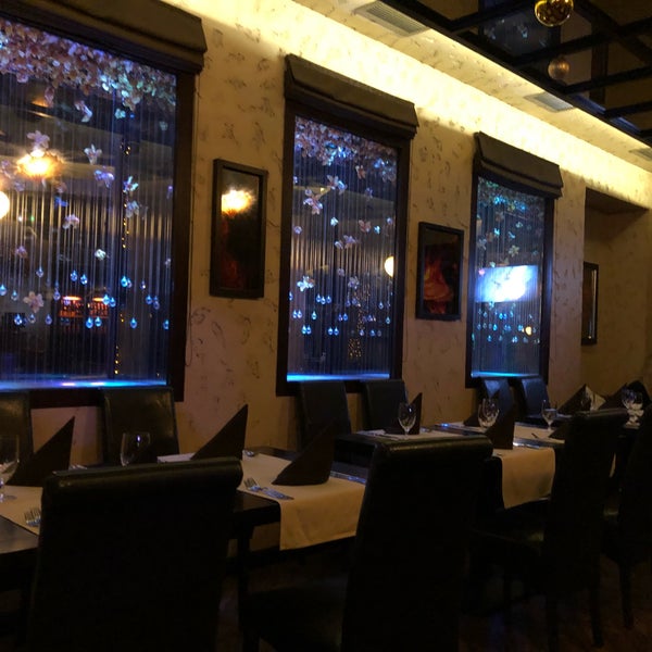 1/5/2018 tarihinde Zubair (Зубаир) R.ziyaretçi tarafından Ресторан-караоке «Амбер» / Amber Restaurant &amp; Karaoke'de çekilen fotoğraf