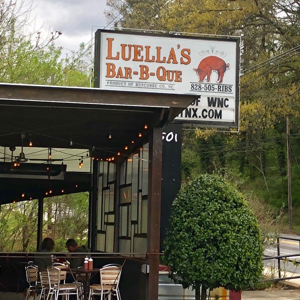 Photo taken at Luella&#39;s Bar-B-Que by Valerie O. on 4/23/2018