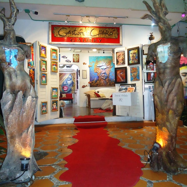 If you want to find real Art you must visit this amazing Art Gallery. Gastón Charó´s arwork is very innovative, different nd unique. We enjoyed our visit and love his work5th avenue, Playa del Carmen.