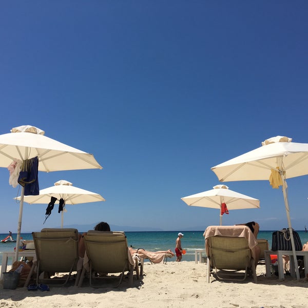Пляж Черногории sani Beach