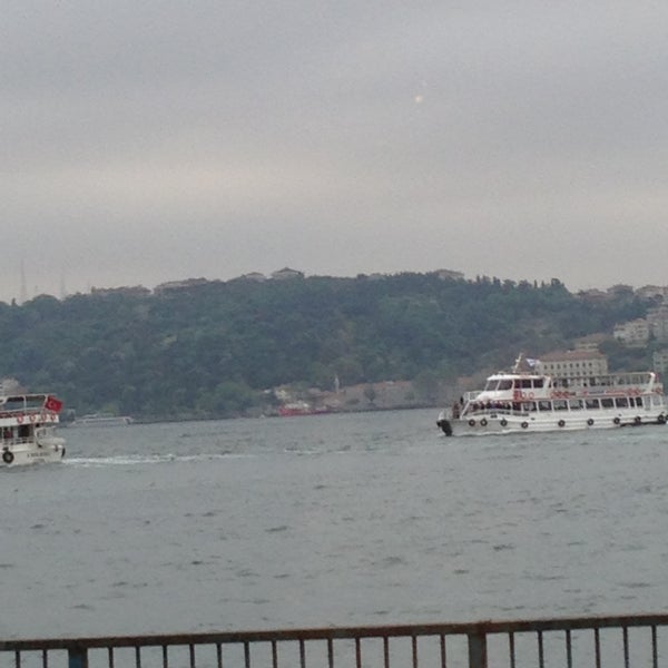 Foto tomada en Shangri-La Bosphorus  por Ceyhan O. el 5/8/2013