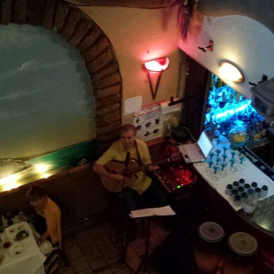 8/10/2013 tarihinde Robin W.ziyaretçi tarafından Quetzalcoatl Fine Mexican Cuisine and Bar'de çekilen fotoğraf