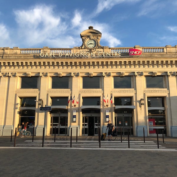 5/14/2019에 Eugene .님이 Gare SNCF d&#39;Avignon-Centre에서 찍은 사진