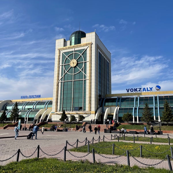 Астана вокзал фото Photos at Астана теміржол вокзалы / Astana Train Station - ул. Гёте, 5