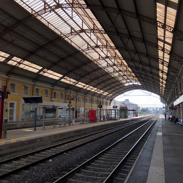 Photo taken at Gare SNCF d&#39;Avignon-Centre by Eugene . on 5/12/2019