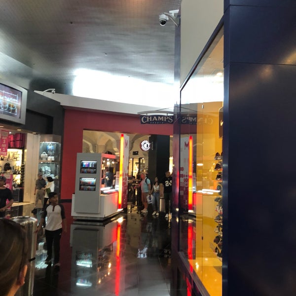 Champs Sports Miracle Mile Sporting Goods Shop in Las Vegas Champs Sports Miracle Mile Sporting Goods Shop in Las Vegas