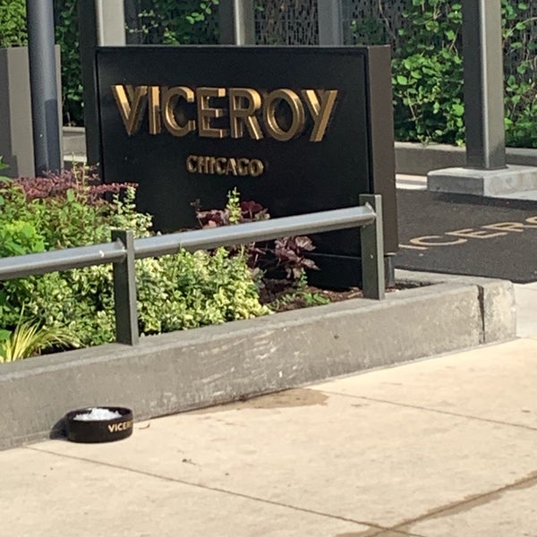 Das Foto wurde bei Viceroy Chicago von Kurt F. R. am 7/20/2019 aufgenommen