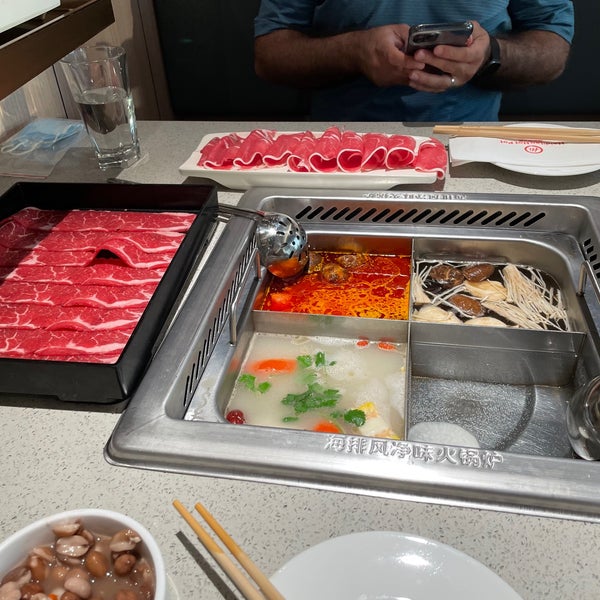 Photos At Haidilao Hot Pot 海底撈火鍋 1 Tip