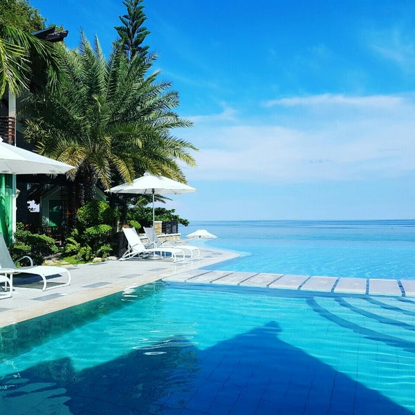 Acuatico Infinity Pool Lobo Batangas