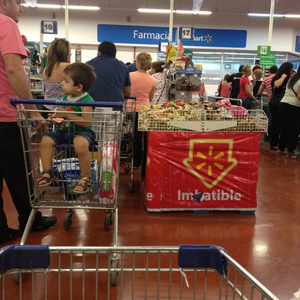 Фотографии на Walmart - Rivadavia, San Juan