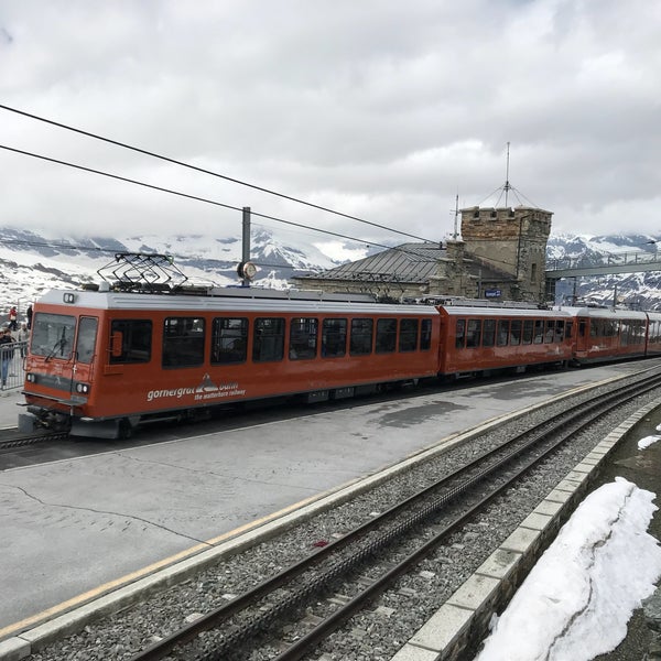 6/6/2018에 René W.님이 3100 Kulmhotel Gornergrat Zermatt에서 찍은 사진