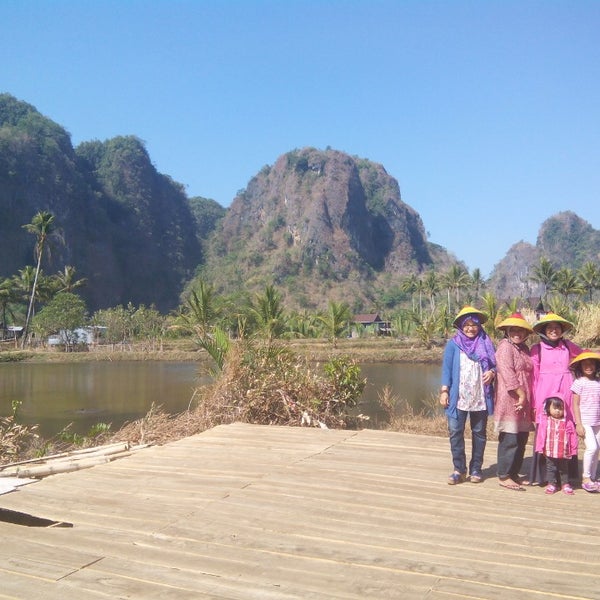 Photos At Taman Batu Rammang Rammang Maros