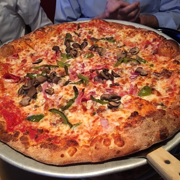 Blue Rock Pizza &Tap Pizzeria in Uptowne