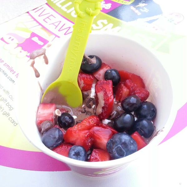 Photo taken at Menchies by Toni V. on 3/19/2013