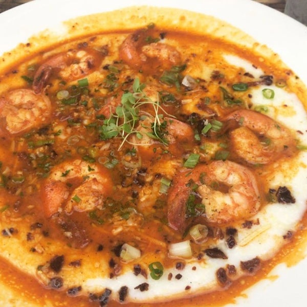 The flavors and presentation were there in these shrimp and grits but it was served practically cold and too watery throughout the entire dish, such runny grits 😔 but yummy