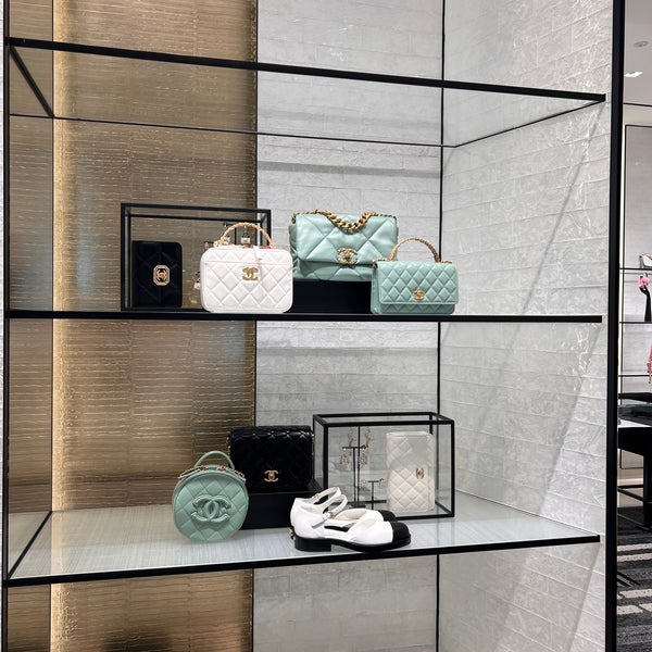 CHANEL Kuala Lumpur City Center 23 tips