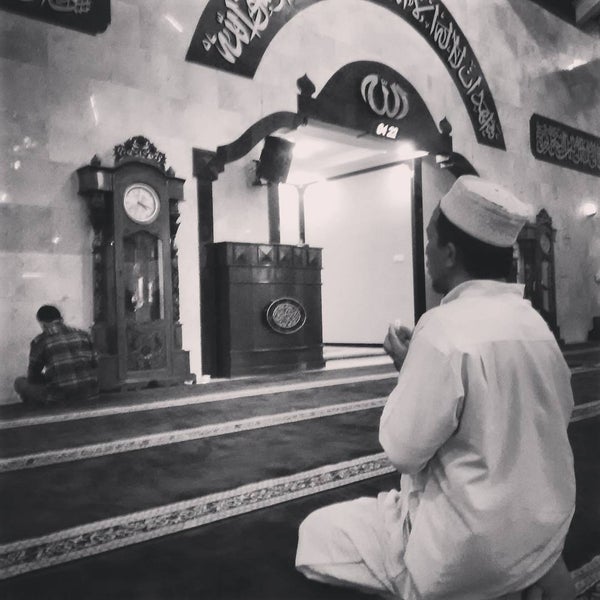 Foto diambil di Masjid Agung Sudirman oleh Bara Ekiyama B. pada 7/11/2015