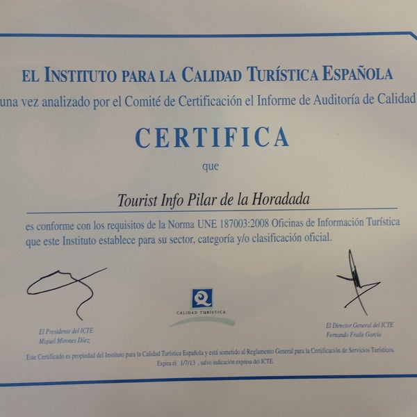 Esta oficina tiene el certificado de calidad Q por el ICTE y además es la única oficina de la provincia de Alicante que tiene las certificaciones ISO 9001 y Q. Calidad de gestión y servicio turístico.