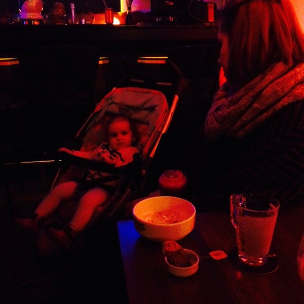 11/18/2015 tarihinde Erdal S.ziyaretçi tarafından Kirpi Bar'de çekilen fotoğraf