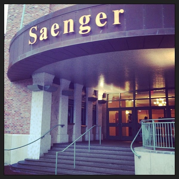 Снимок сделан в Saenger Theatre пользователем Shawn B. 11/7/2013