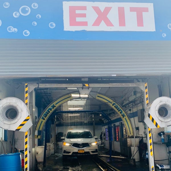 Castrol Car Wash & Express Oil Change Sunset Park 1 tip