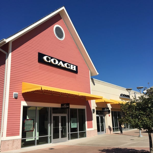 Coach Outlet at Jersey Shore Premium Outlets® - A Shopping Center in Tinton  Falls, NJ - A Simon Property