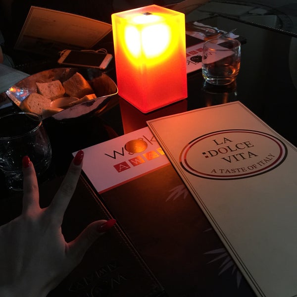 1/2/2015에 MISS APRIL님이 La Dolce Vita &amp; Wok Away에서 찍은 사진