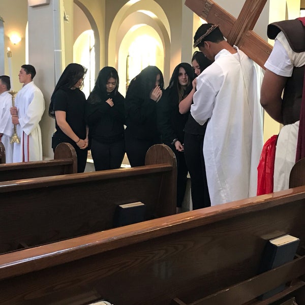 Das Foto wurde bei Central Catholic High school von Kari H. am 4/18/2019 aufgenommen