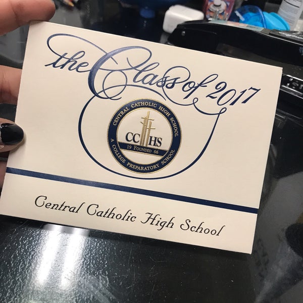 Das Foto wurde bei Central Catholic High school von Kari H. am 11/29/2018 aufgenommen