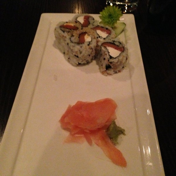 Photo taken at Osaka Japanese Restaurant by Ken B. on 3/31/2013