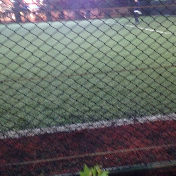 maltepe sahil hali saha soccer field in istanbul